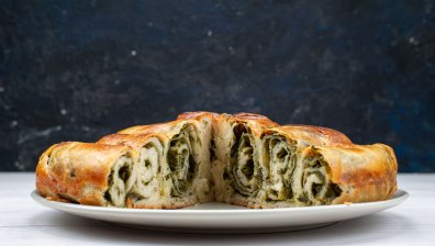 Рецепта по турски: Бюрек със спанак и сирене