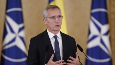 Столтенберг: Плащаме цената на войната, Путин се проваля и става по-брутален