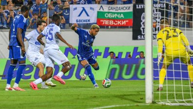 "Левски" загря за АЕК с разгромно 6:0 срещу "Спартак" (Варна) на "Герена"