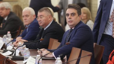 Труден консенсус: Бюджетната комисия прие увеличението на пенсиите