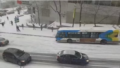 Поледица в Монреал предизвика верижна катастрофа