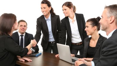 Производителността в работата ще се повиши, ако заплащането е еднакво за мъжете и жените 