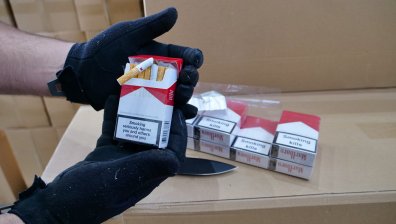 ГДБОП разкри нелегален внос и разпространение на огромно количество цигари без бандерол 