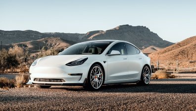 Защо всяка четвърта Tesla Model 3 не успява да мине технически преглед