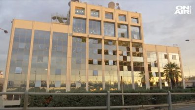 Атака срещу журналисти от гръцката телевизия "Скай"