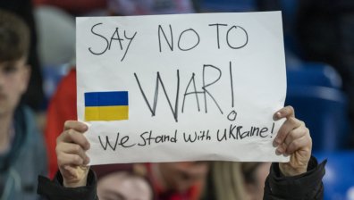 3 години затвор грозят баща на ученичка от Русия, нарисувала антивоенна рисунка