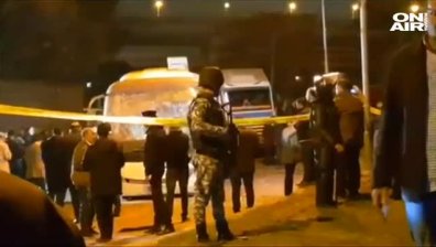 Египет: Взрив на автобус уби 4 души близо до пирамидите в Гиза