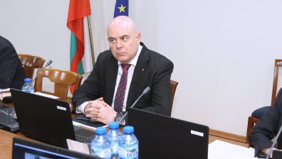 ИЗВЪНРЕДНО: ВСС прекрати предсрочно мандата на Иван Гешев като главен прокурор
