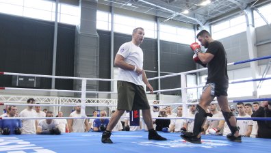 Дистанцията е на фокус в ден 2 от лагера на KWU Професионална лига (СНИМКИ)