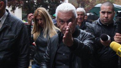 Сидеров: Масово излизане на Великден! Докажете, че Бог е над Мутафчийски