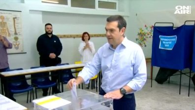 Ципрас иска от гръцкия президент да разпусне правителството