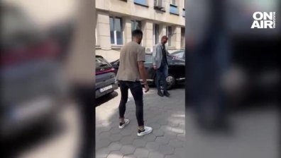 Водещ на Спортът ON AIR демонстрира футболни умения в тандем с Бербатов