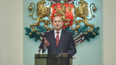 Радев: Който не гласува, оставя съдбата на Родината на произвола и на купения вот