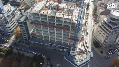 Небостъргачът "Златен век" на "Артекс" се оказа незаконен
