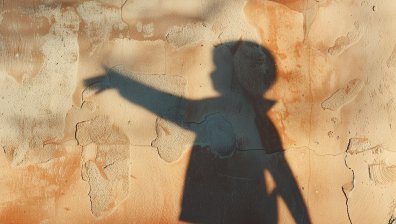 Един на пет българи живее в бедност, всяко десето дете няма нови дрехи