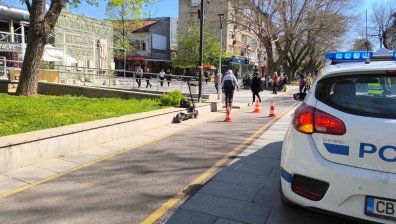 Жена е блъсната от електрическа тротинетка в центъра на Стара Загора