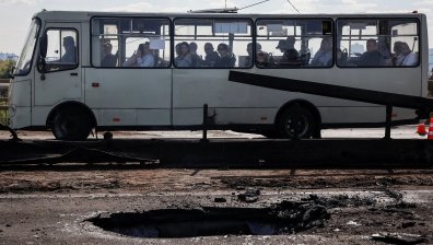 Последствията от руските атаките с дронове в Киев, Днипро и Донецк в СНИМКИ