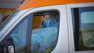 Ковид-19 погуби 19-годишно момче, имало е и неврологично заболяване