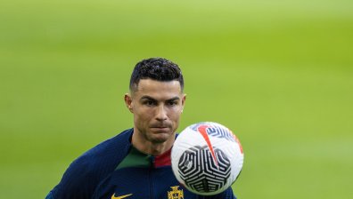 Властите погнаха Роналдо за данъчни измами, свързани с трансплантация на коса