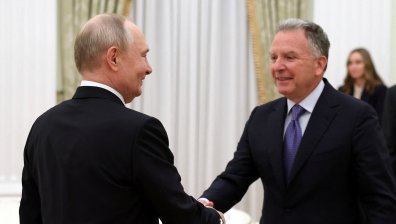 Путин и САЩ договориха тристранна среща с Украйна в Абу Даби