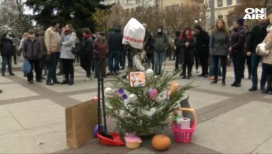 Ресторантьори и търговци на протест, искат ефективна подкрепа