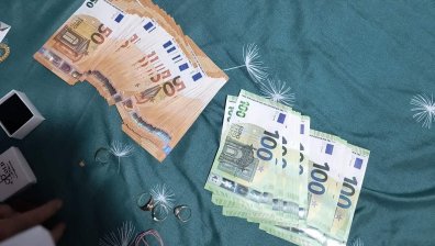 Избори 2026: Десетки арестувани, иззети са тефтери с имена и много пари (ВИДЕО)