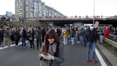 50 хил. сърби протестираха в Белград след насилието в събота