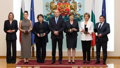 Румен Радев връчи Почетния знак на президента на изявени български спортисти (+СНИМКИ)