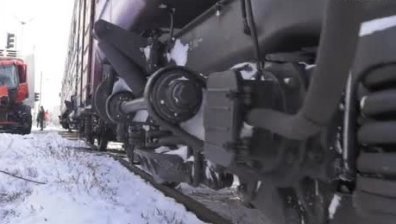 Два вагона дерайлираха на една от гарите в Перник