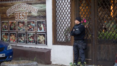 Претърсиха две столични заведения заради пране на пари и нелегални цигари