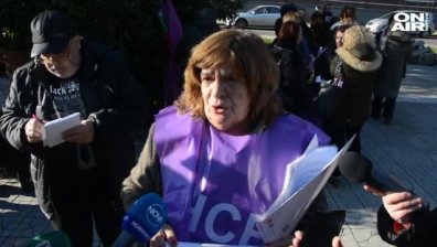 Учители в Кърдажали на протест: Искат по-високи заплати!