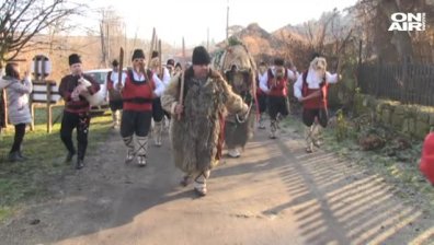 В русенското село Кошов отбелязаха Ивановден с ритуала "Джама"
