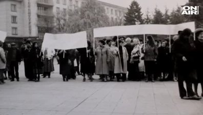 "Историите ON AIR": Спомени с хлор. Русе, 1988