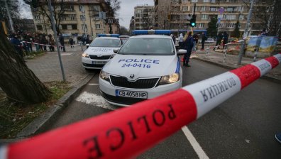 Обвиниха младата жена, намушкала с нож трима души в София