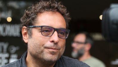 Тео Ушев е преместен във ВМА с Ковид-19 