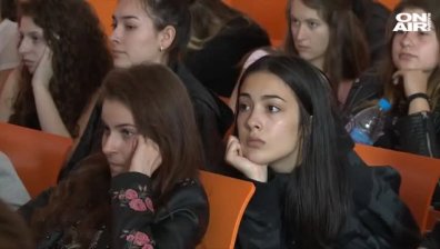 Журналисти в училище: Как да разпознаваме фалшивите новини?