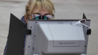 МЕУ изпрати в ЦИК доклада за машините