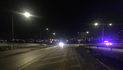 Свлачище и на АМ "Струма", ударен е лек автомобил