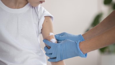 Лекар изтъкна ползите от задължителната ваксина срещу варицела при бебетата
