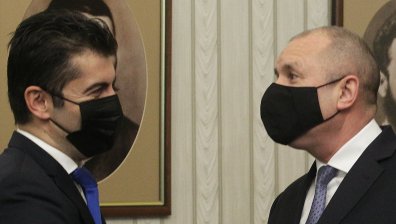 Сериозни заявки и нови министерства - какво си каза Радев с партийните лидери