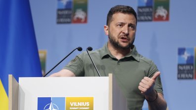 Зеленски: Кримският мост трябва да бъде неутрализиран, захранва войната