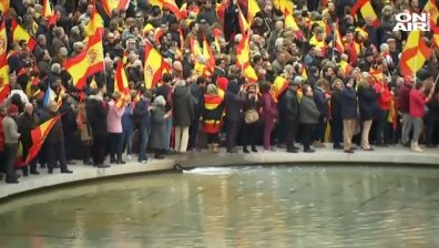 Масови антиправителствени протести в Испания