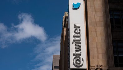 Мъск: Twitter остава безплатен само за обикновените потребители
