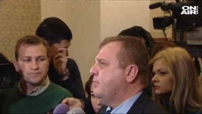 Каракачанов с коментар за видеоклипа от детската градина в Момчилград