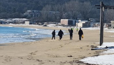 ВМС подновиха обследването на потъналия кораб край Маслен нос