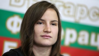 Дудова не се яви на кантара, няма да има преборване с Тайбе Юсеин