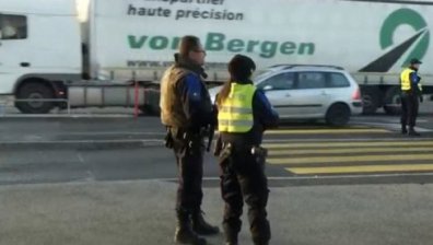 Арест на 9-и заподозрян за атаките в Париж