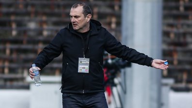 Загорчич се скара с фенове на "Славия" по време на мача с "Локо" (Пд)