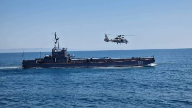 Военни и техника на ВВС помагат в гасенето на пожарите у нас