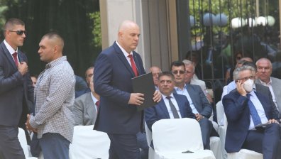 Гешев: Мафия сме, защото внесохме светлина в тъмнината